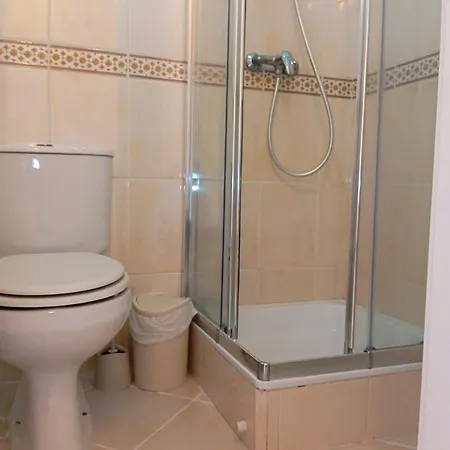 Apartment Sweet Romanzeiras