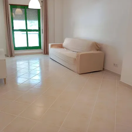 Romanzeiras By Sweet Apartamento *
